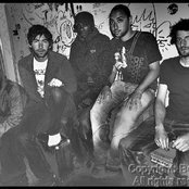 Stateless - List pictures