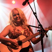 Anna Puu - List pictures