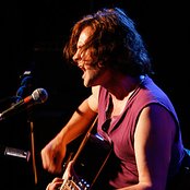 Simon Finn - List pictures