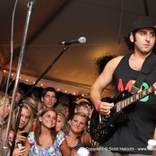 Mike Pinto - List pictures