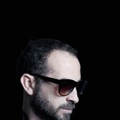 Lucas Santtana - List pictures