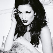 Marie Serneholt - List pictures