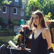 Banks - List pictures