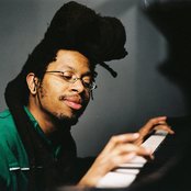 Mr. Lif - List pictures