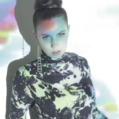 Queen Of Hearts - List pictures