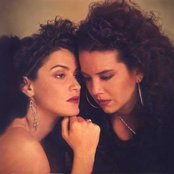 Wendy & Lisa - List pictures