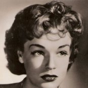 Simone Signoret - List pictures