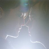 Lady & Bird - List pictures