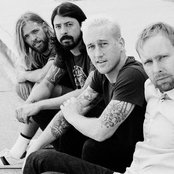 Foo Fighters - List pictures
