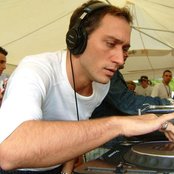 Paul Van Dyk - List pictures