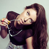 Demy - List pictures