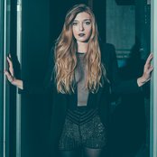 Vérité - List pictures