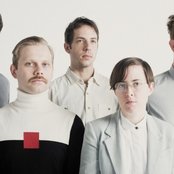 Lower Dens - List pictures