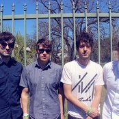 Small Black - List pictures