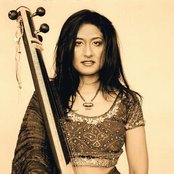 Kiran Ahluwalia - List pictures