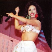 Selena - List pictures