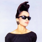 Sade - List pictures