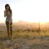 Kate Voegele - List pictures