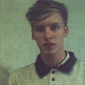 George Ezra - List pictures