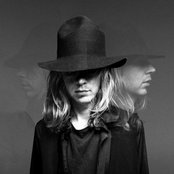 Beck - List pictures