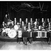 Count Basie Orchestra - List pictures