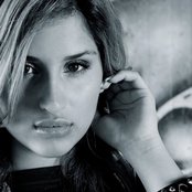 Janet Leon - List pictures