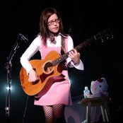 Lisa Loeb - List pictures