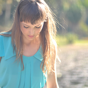 Mallu Magalhães - List pictures