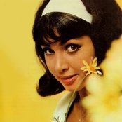 Donna Loren - List pictures