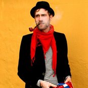 Mikael Lind - List pictures