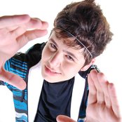 Leandro Buenno - List pictures