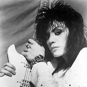 Joan Jett - List pictures