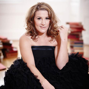 Sam Bailey - List pictures