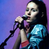 Francisca Valenzuela - List pictures