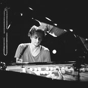 Hauschka - List pictures