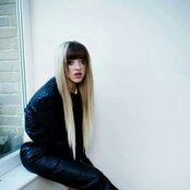 Leah Mcfall - List pictures