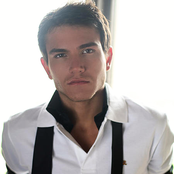 Jim Verraros - List pictures