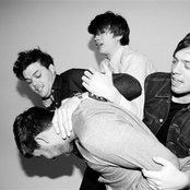 Everything Everything - List pictures