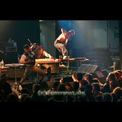 Elakelaiset - List pictures