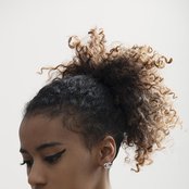 Jean Deaux - List pictures