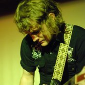 Luke Doucet - List pictures