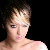 Laura Steel - List pictures