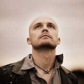 Juha Tapio - List pictures