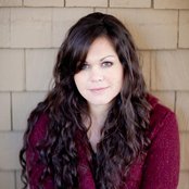 Emily Lynch - List pictures