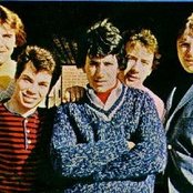 Outsiders - List pictures