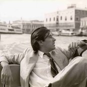 Bryan Ferry - List pictures