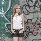 Becca Schack - List pictures