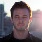 Clark Beckham - List pictures