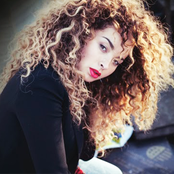 Ella Eyre - List pictures
