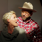 You+me - List pictures